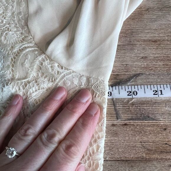 Loft Sequin & Dennis Basso Lace overlay sweatshirt Top XS Sweaters Pullover Gray - Picture 10 of 16